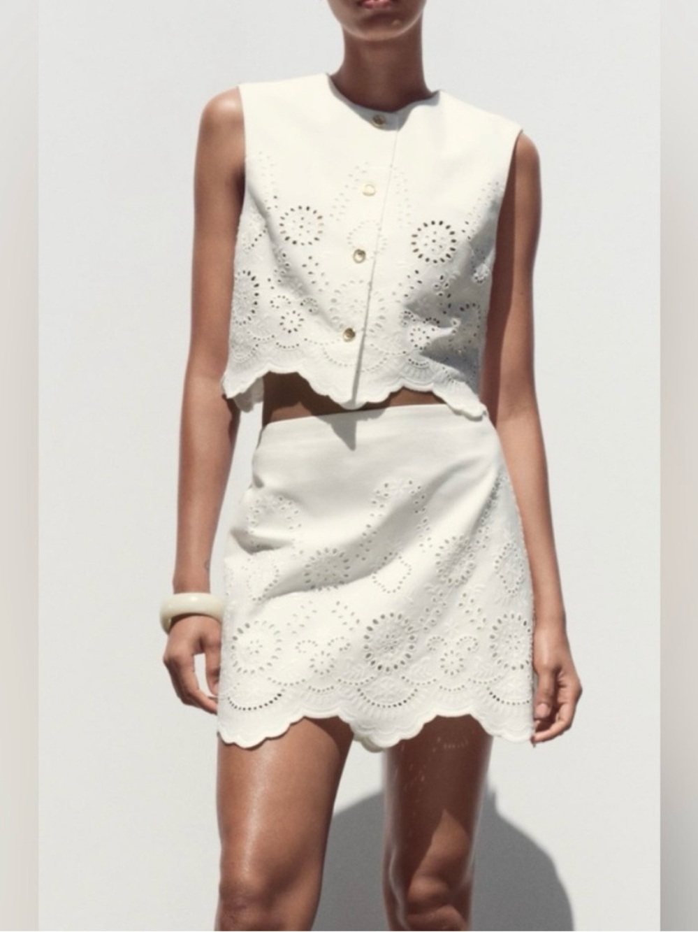 NWT | Zara | Embroidered Eyelet Vest Top | Size Medium